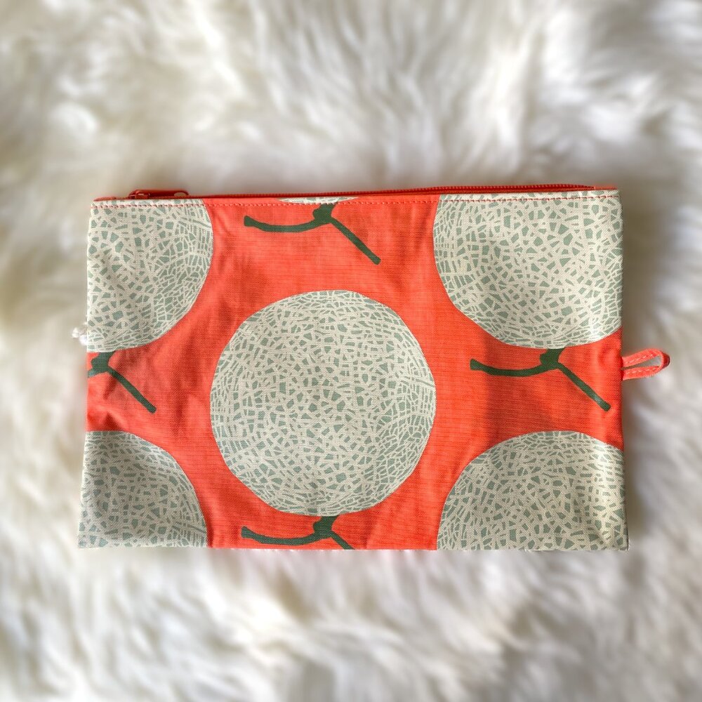 NWOT Baggu Go Pouch Large - Yubari (Japanese Produce) - Picture 2 of 6